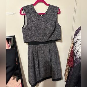 Adorable dress black and white